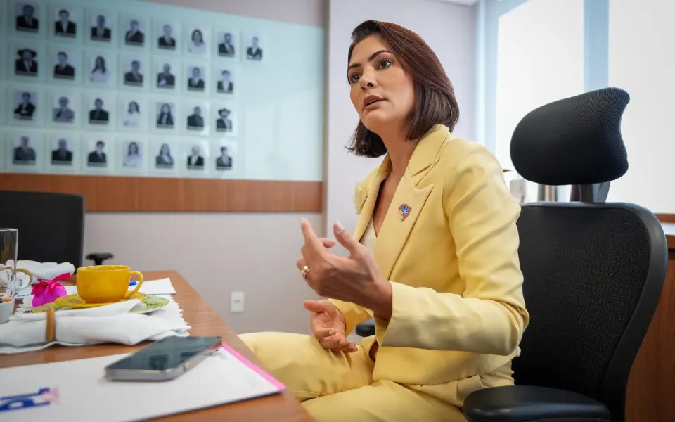 A imparável Michelle Bolsonaro