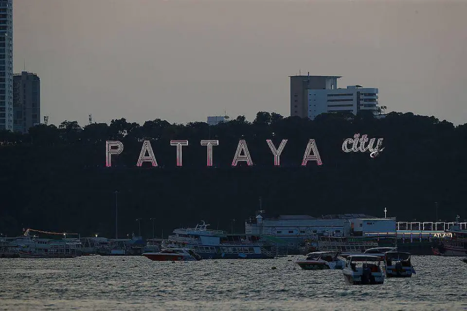 Pattaya, a 'cidade do pecado' onde 5 mil militares americanos desembarcaram após oito meses em alto-mar
