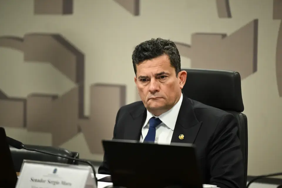 Moro lidera disputa pelo governo do Paraná e corrida ao Senado tem empate, aponta pesquisa