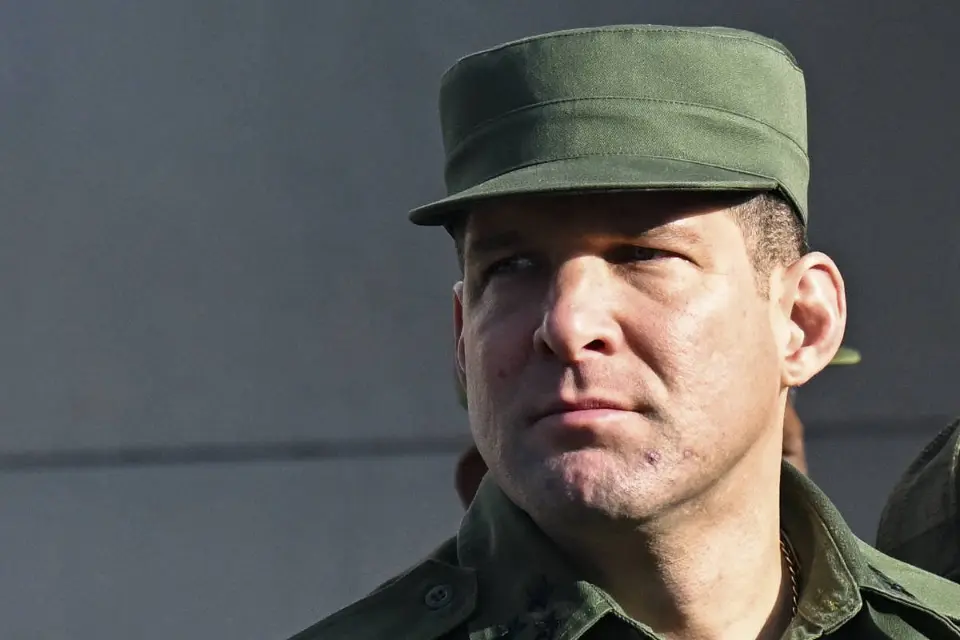 Neto de Raúl Castro defende diálogo de Cuba com os EUA, mas ignora presos políticos na ilha