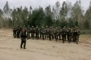 Putin nega que convocação esteja a caminho, mas russos não querem correr riscos