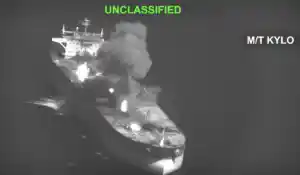 Após ataque dos EUA a navios iranianos, Teerã atinge drone americano em Ormuz e ameaça resposta 'mais rápida e dolorosa'