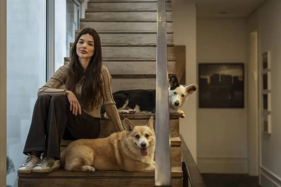 'Só vou conseguir retomar minha vida se ele continuar preso', diz Giullia Falcão, agredida por Ivo Kos