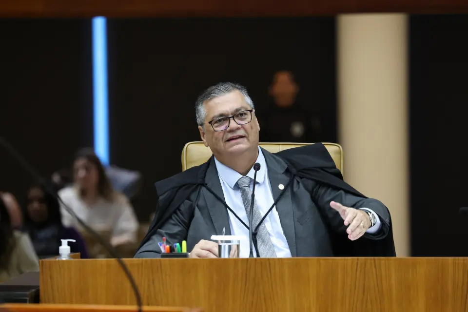 Crise STF: 'problemas reais e graves estão sendo misturados com interesses eleitorais', diz Flávio Dino em postagem