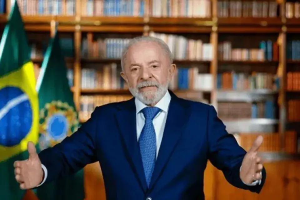 Lula em pronunciamento na TV: “Não somos e não seremos colônia de ninguém”