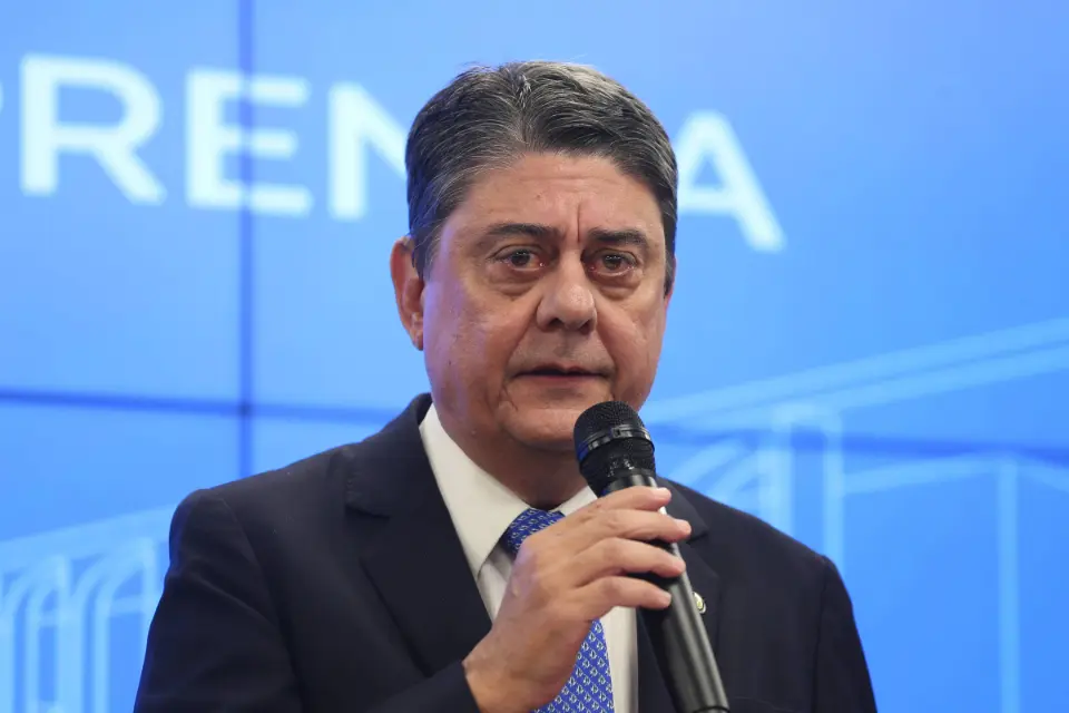 Presidente da ANS diz que aconselha amigos a procurarem a Justiça contra planos de saúde