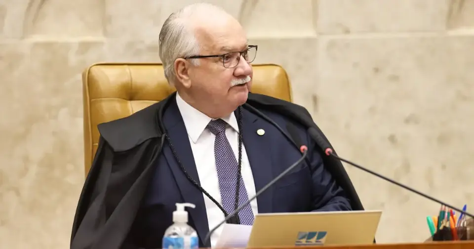 Ex-ministros, empresários, juristas e economistas assinam carta de apoio a Fachin