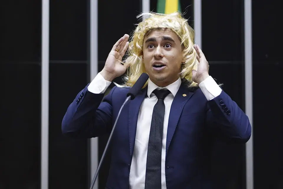 Nikolas Ferreira já não cabe no personagem de ‘outsider’