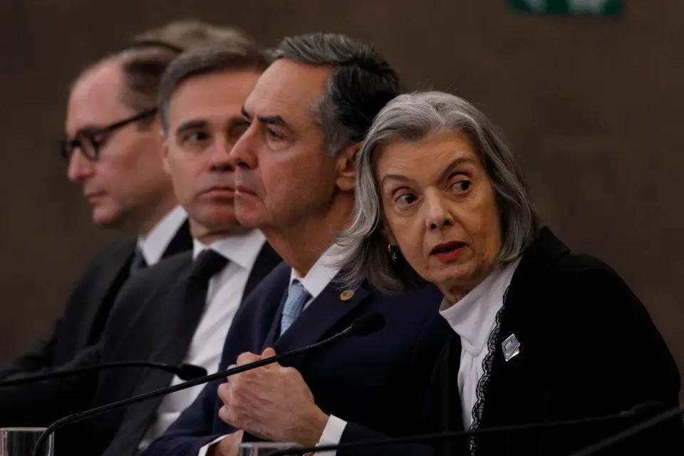A ministra Cármen Lúcia dará o voto decisivo