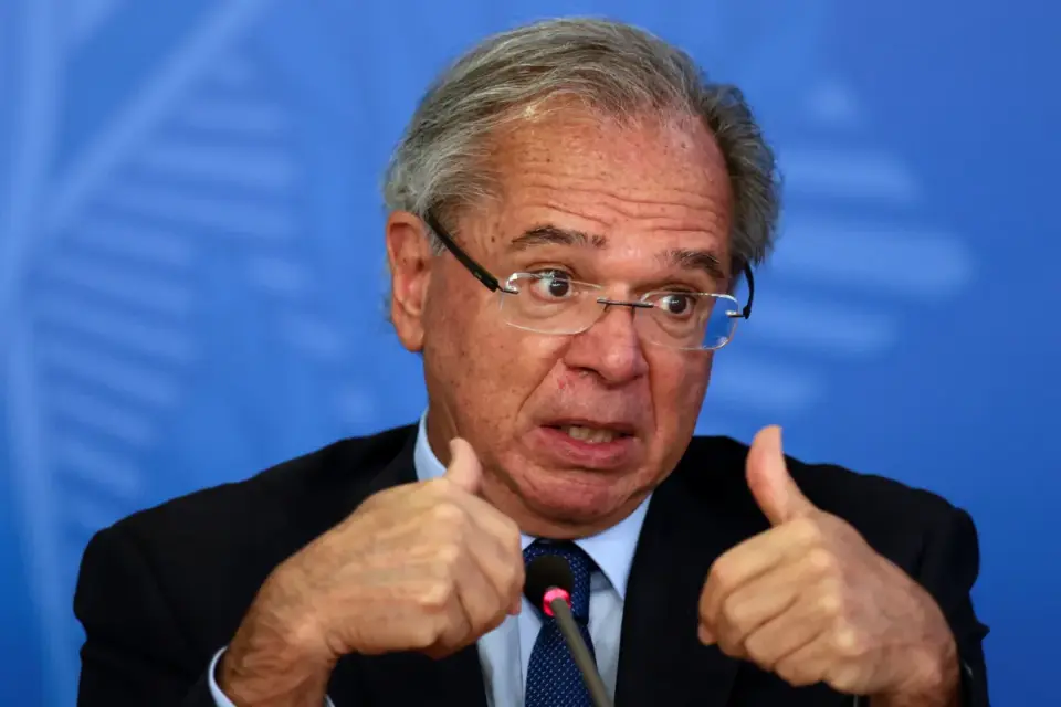 Papel de Paulo Guedes era dar status a firma acusada de calote, aponta PF