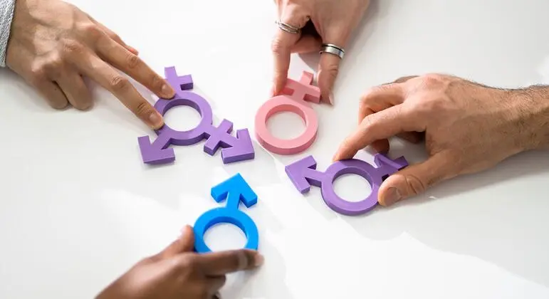 Especialista independente pede que líderes do Reino Unido respeitem decisão da Suprema Corte sobre direitos das mulheres