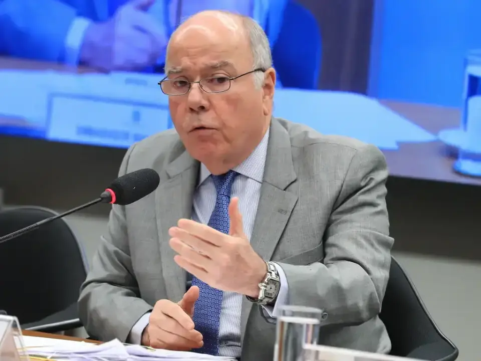Câmara: Comissão de Relações Exteriores envia notícia-crime à PGR contra Mauro Vieira