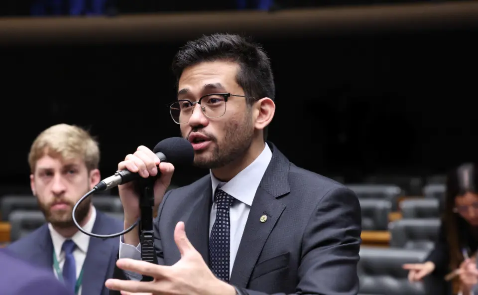Câmara aprova suspensão da prescrição a condenado que fugir da cadeia