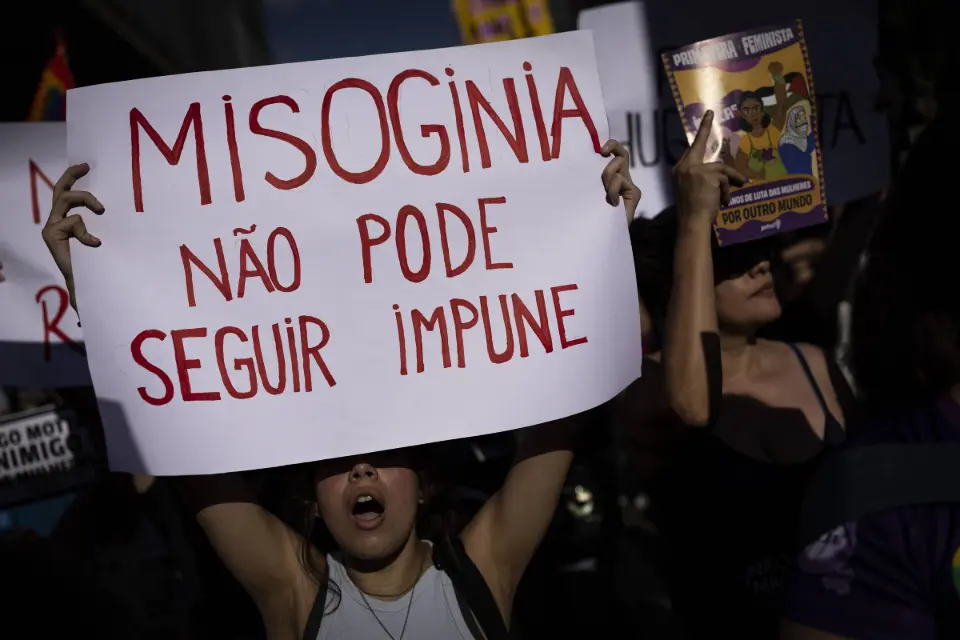 Prioridades do governo, PLs da misoginia e de IA ficam para depois do recesso