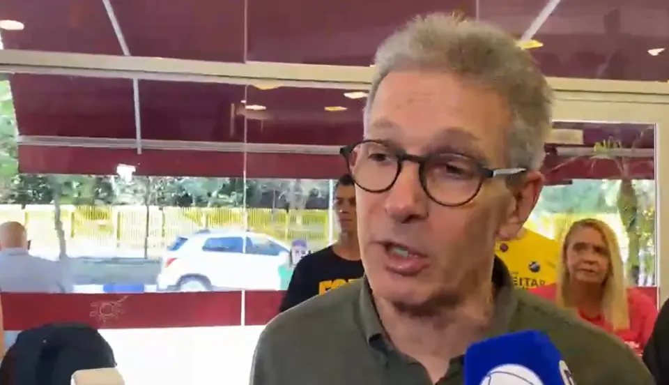 Zema defende direito de Bolsonaro escrever cartas, critica Moraes e promete percorrer o país