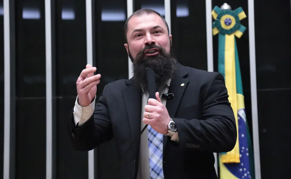 Comissão aprova programa para padronizar atendimento a vítimas de estupro de vulnerável