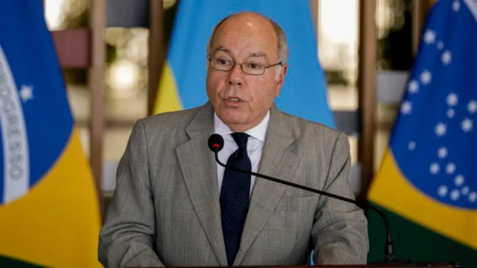 Mauro Vieira diz que EUA se incomodam com Brasil por não se curvar a exigências de Trump