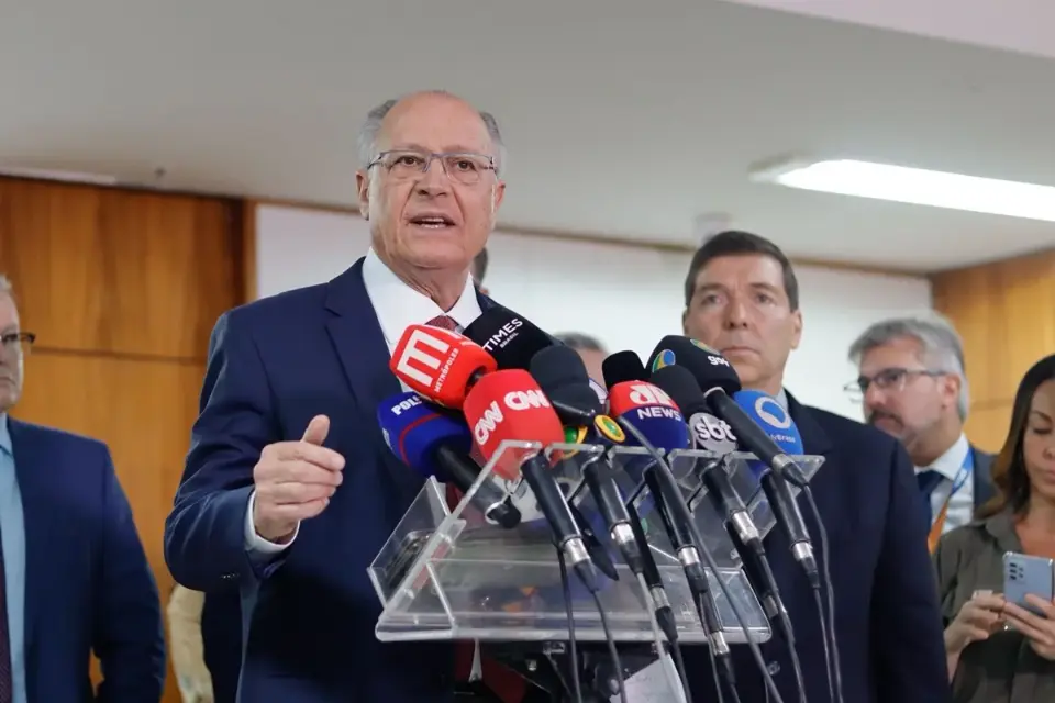 Alckmin diz que tarifaço dos EUA é ‘medida injusta e descabida’