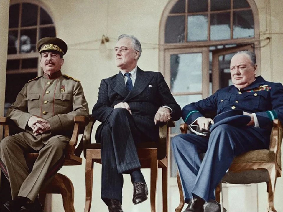 Caviar, champagne, espiões e o declínio de Yalta
