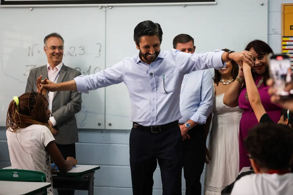 Prefeitura de São Paulo entregará operação de três escolas a organizações sociais
