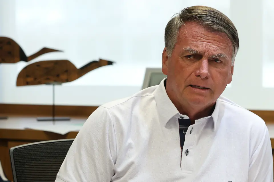 Como Jair Bolsonaro chegou à prisão domiciliar humanitária em um ano?