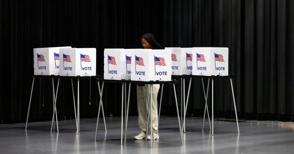 Governo dos EUA exige que estados mudem regras de votação ou percam verbas antiterrorismo