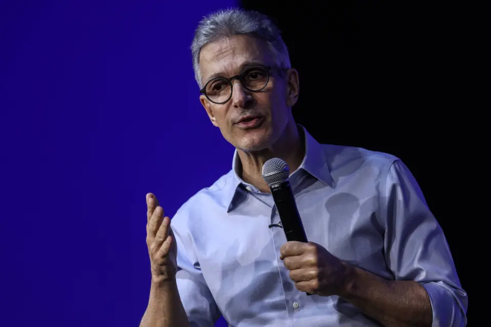 Zema insinua que Tebet e Marina são oportunistas e diz que define vice até agosto