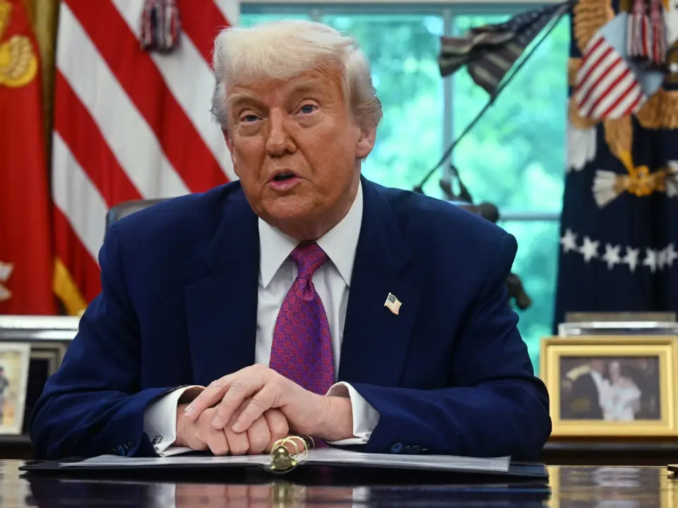 Deputados negros reagem ao tarifaço de Trump e acusam família Bolsonaro de atacar o próprio país
