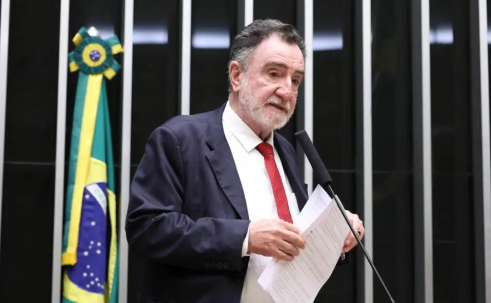 Candidatura de Patrus, o 'plano D', conta a história dos erros do PT em Minas