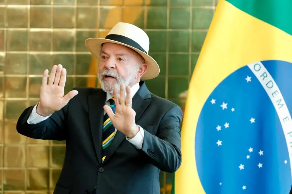 ‘Quem é esse cara?’, diz Lula após ataques de Milei